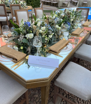 Mesa de Espejo Dorada